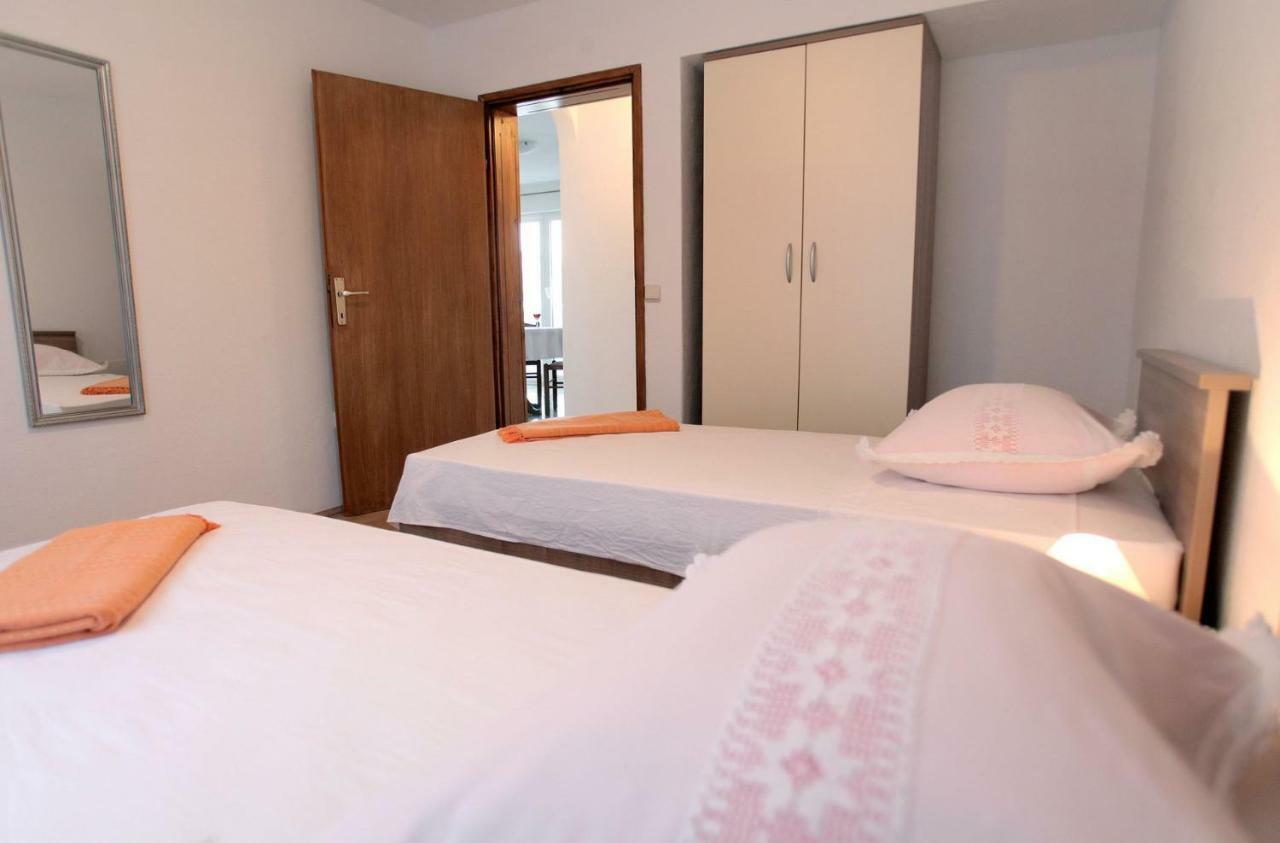 Apartments Maja - Sea View تروغير المظهر الخارجي الصورة