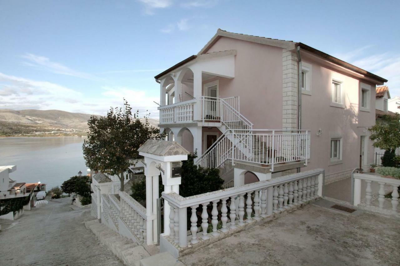 Apartments Maja - Sea View تروغير المظهر الخارجي الصورة