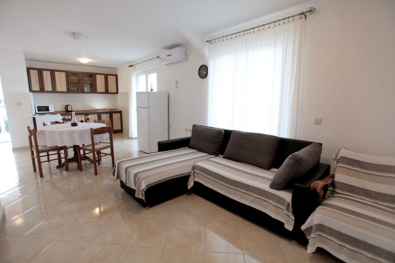 Apartments Maja - Sea View تروغير المظهر الخارجي الصورة